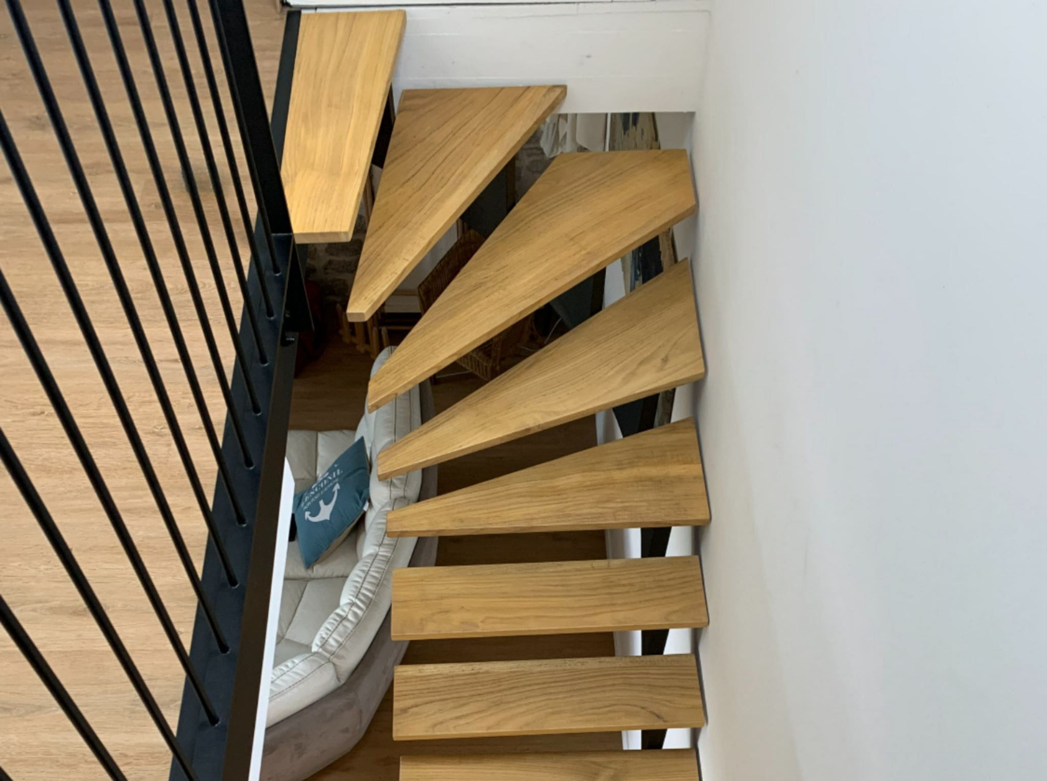 escalier-atelier-steel-concept-rouille-haut-de-gamme-quimper