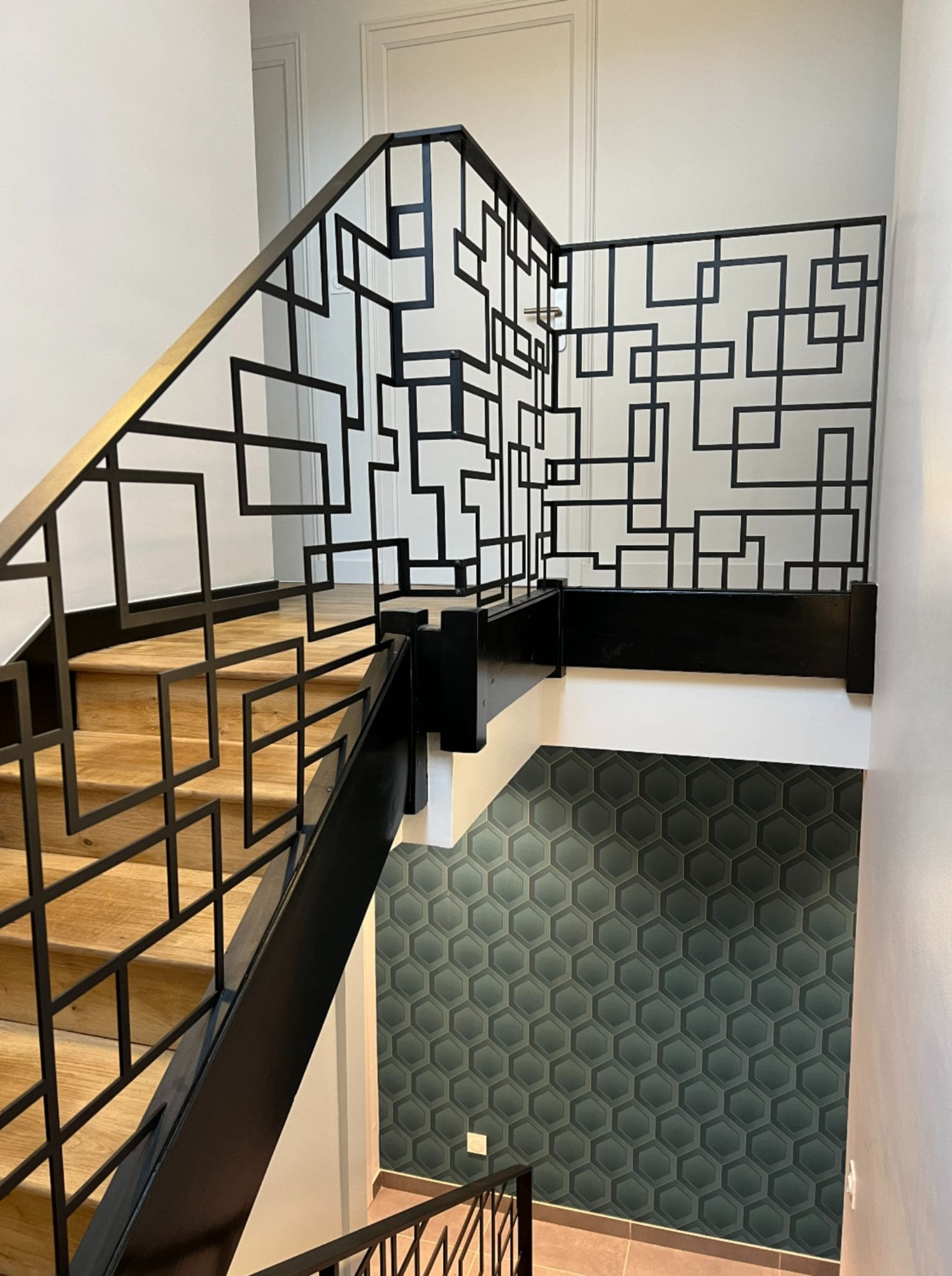 escalier-interieur-atelier-steel-concept-sur-mesure-garde-corps-renovation-decoupe-laser